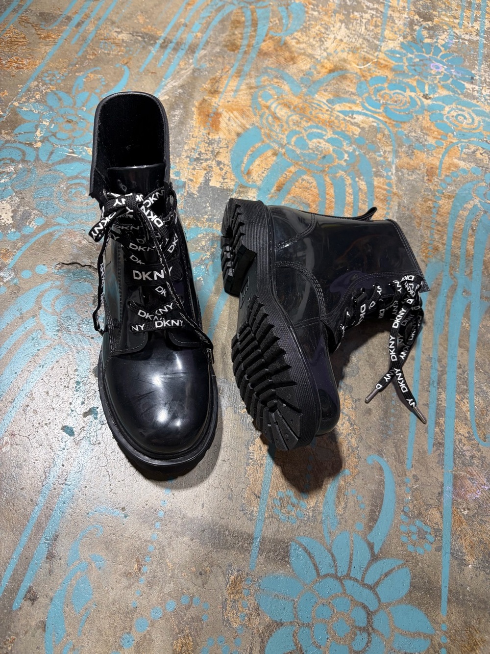 DKNY Glossy Black Patent Lace-Up Combat Boots with Logo Ribbon Laces